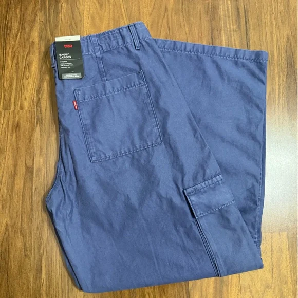 Levi's Women's Baggy Cargos Mid Rise Steel Blue Straight Leg Pants Size 30 X30 - Picture 8 of 8